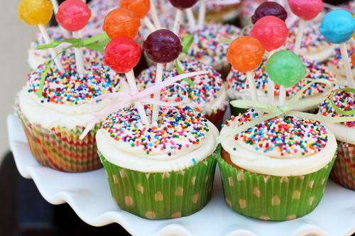 Balloon Bunch Sprinkle Cupcakes