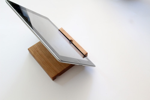 Dad's Day iPad Stand Gift | PepperDesignBlog.com