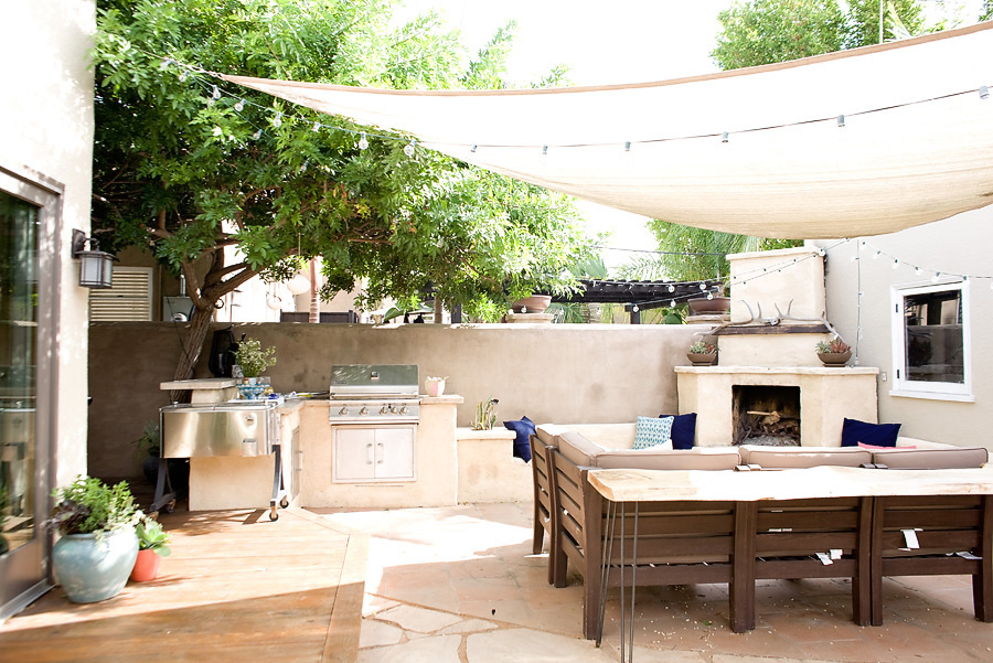 Home Tour: Outdoor Entertaining Space | PepperDesignBlog.com