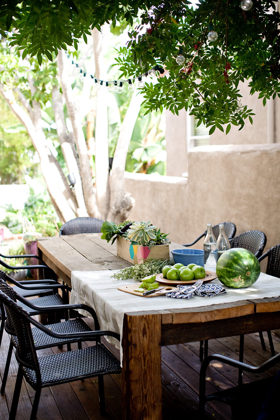 Home Tour: Outdoor Dining Space | PepperDesignBlog.com