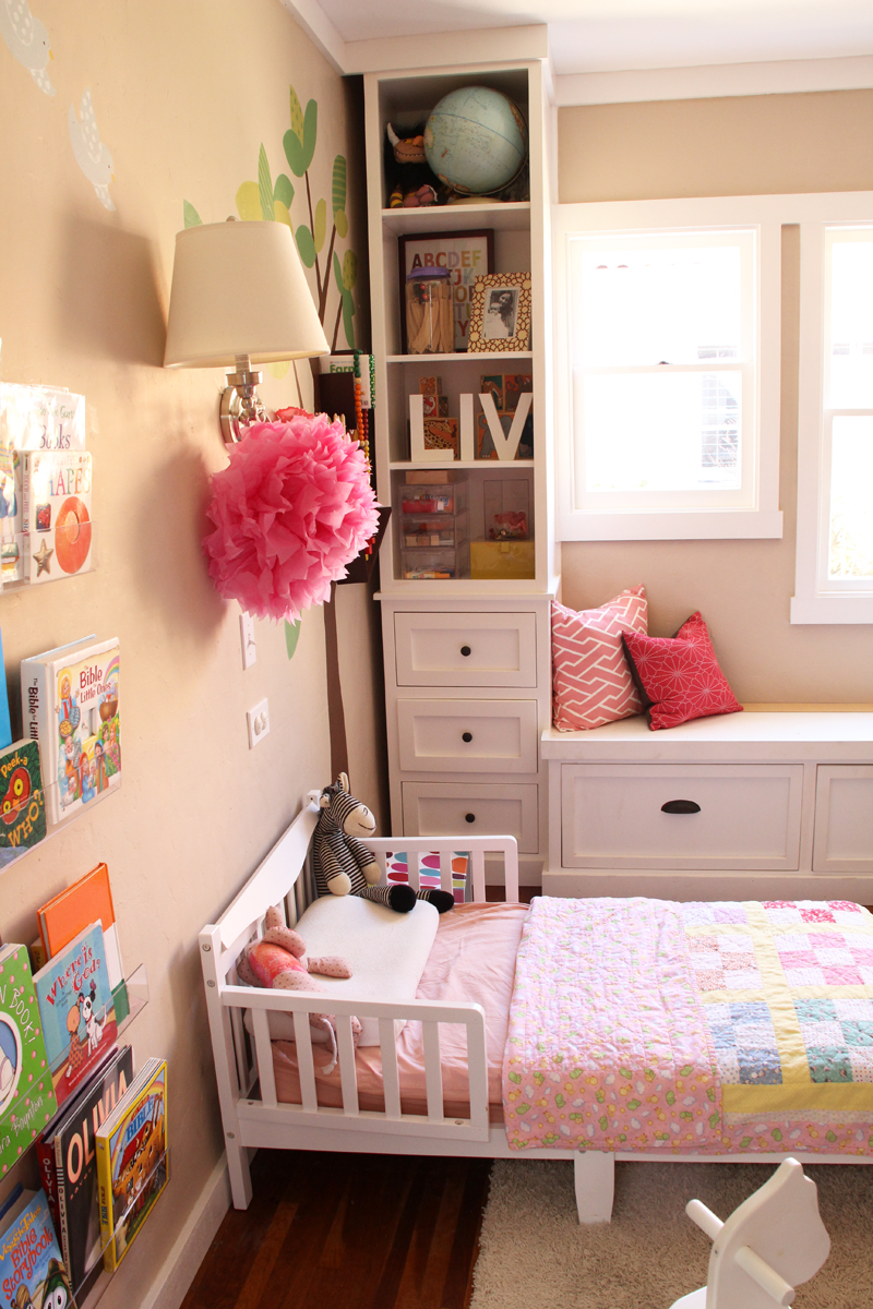 girl nursery bookshelf