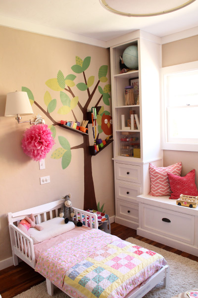 New Nursery Bookshelves | PepperDesignBlog.com
