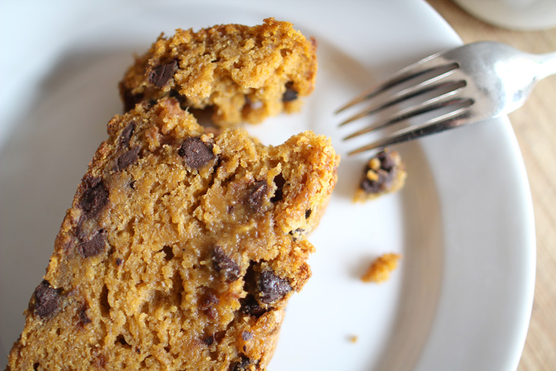 Best Pumpkin Bread (with chocolate chips) Recipe | PepperDesignBlog.com