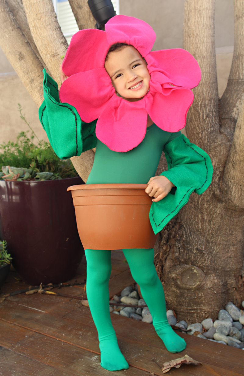 A 'Flower' Girl for Halloween | Felt Flower, Flower Pot, Ballerina | PepperDesignBlog.com