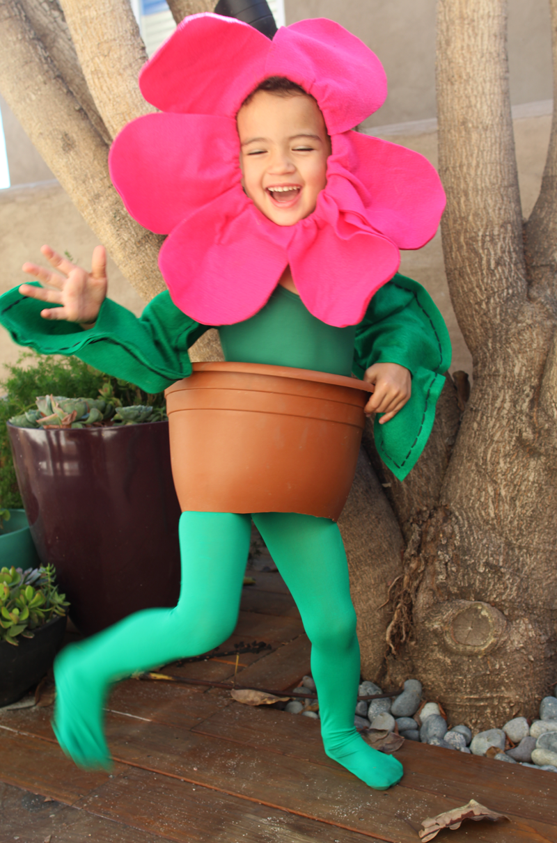 A 'Flower' Girl for Halloween | Felt Flower, Flower Pot, Ballerina | PepperDesignBlog.com