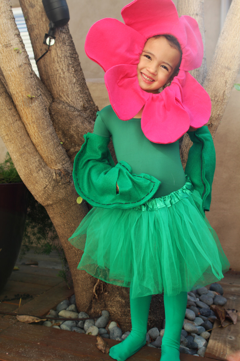A 'Flower' Girl for Halloween | Felt Flower, Flower Pot, Ballerina | PepperDesignBlog.com
