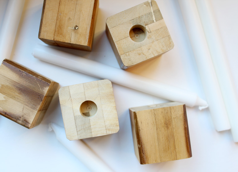 DIY Wooden Bedpost Candlesticks | Thanksgiving | PepperDesignBlog.com