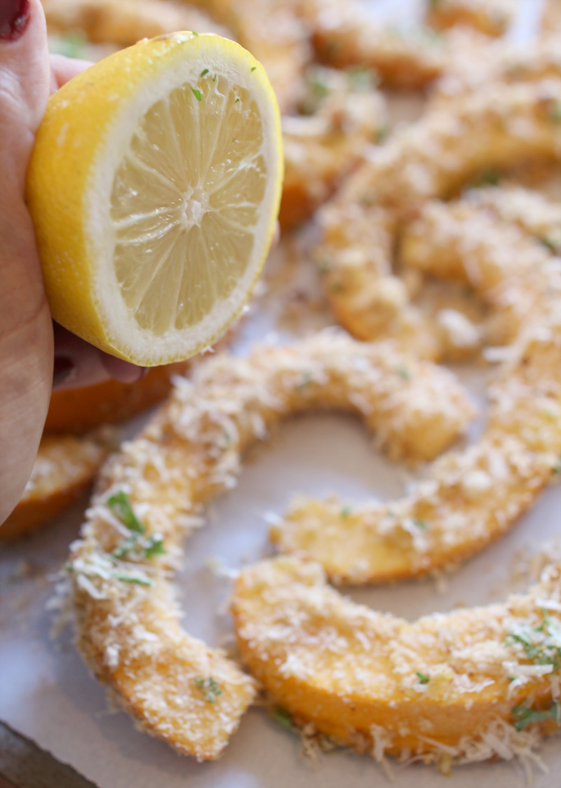 Baked Bread Crumb + Parmesan Pumpkin Slice Appetizer | Pepper DesignBlog.com