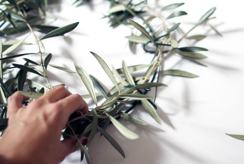 DIY Olive Branch Wreath | PepperDesignBlog.com