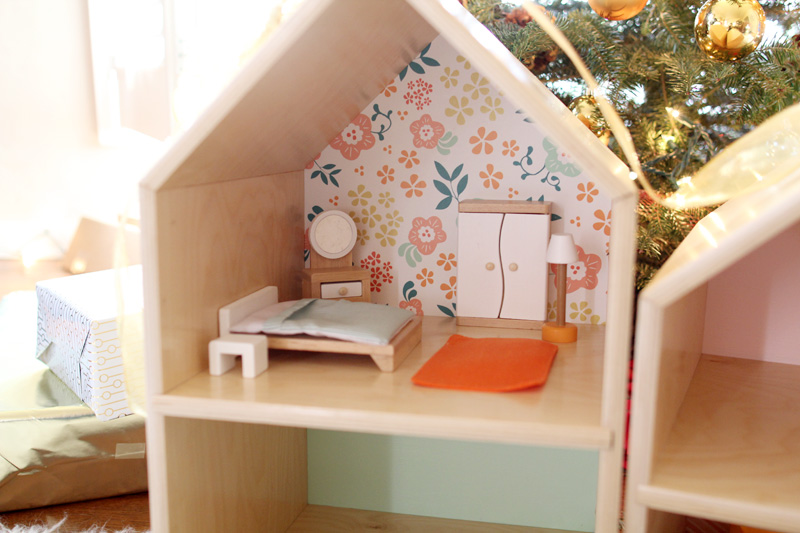 Handmade Wooden Dollhouse | PepperDesignBlog.com