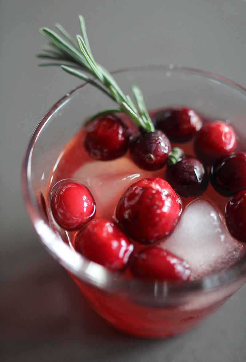 Handmate Gifts: Cranberry & Lavender Infused Simple Syrup | A Holiday Cocktail | PepperDesignBlog.com