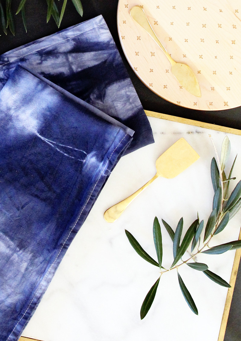 Handmade Gift: Indigo Hand Dyed Flour Sack Towels | PepperDesignBlog.com