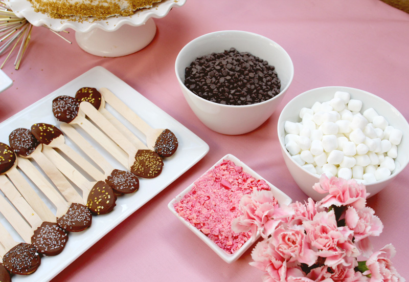 Liv's Sparkly Star Birthday Party | PepperDesignBlog.com